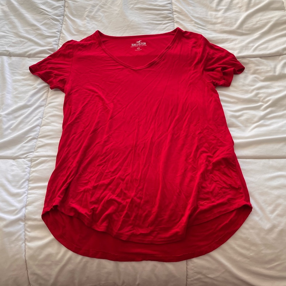 Red Hollister top, size xs, runs big